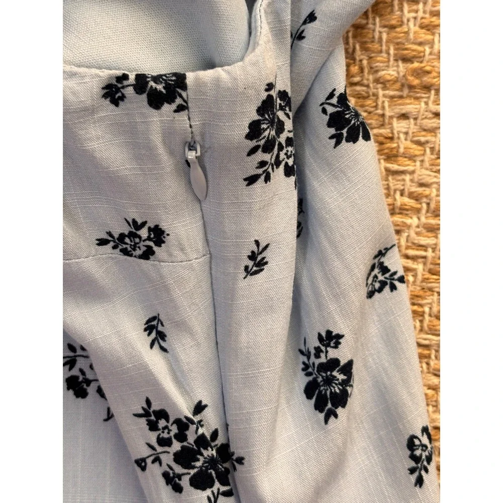 Tinsel Town Midi Dress Womens XS Blue Excellent Floral Rosette Handkerchief‎ Hem